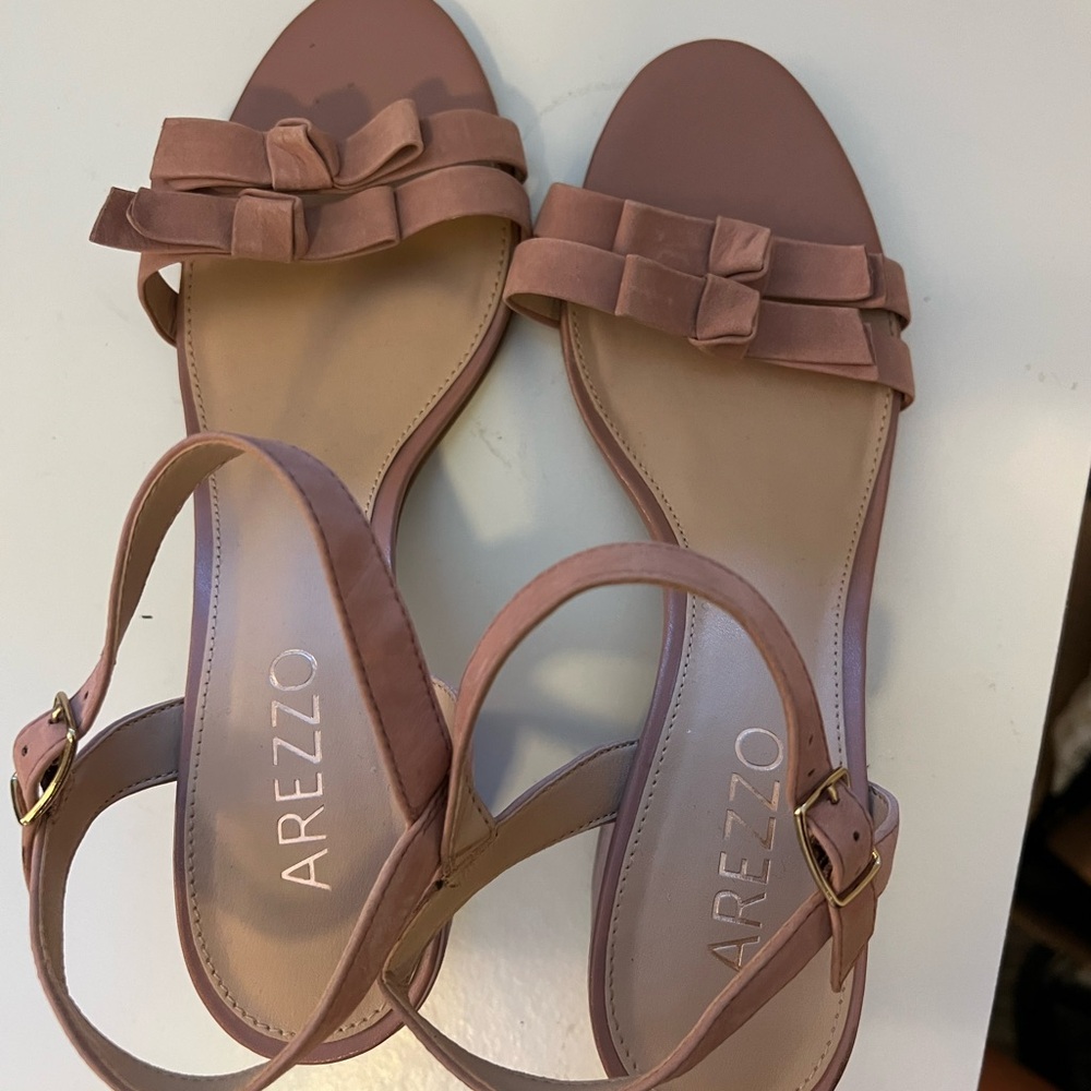Women's Pink Sandals